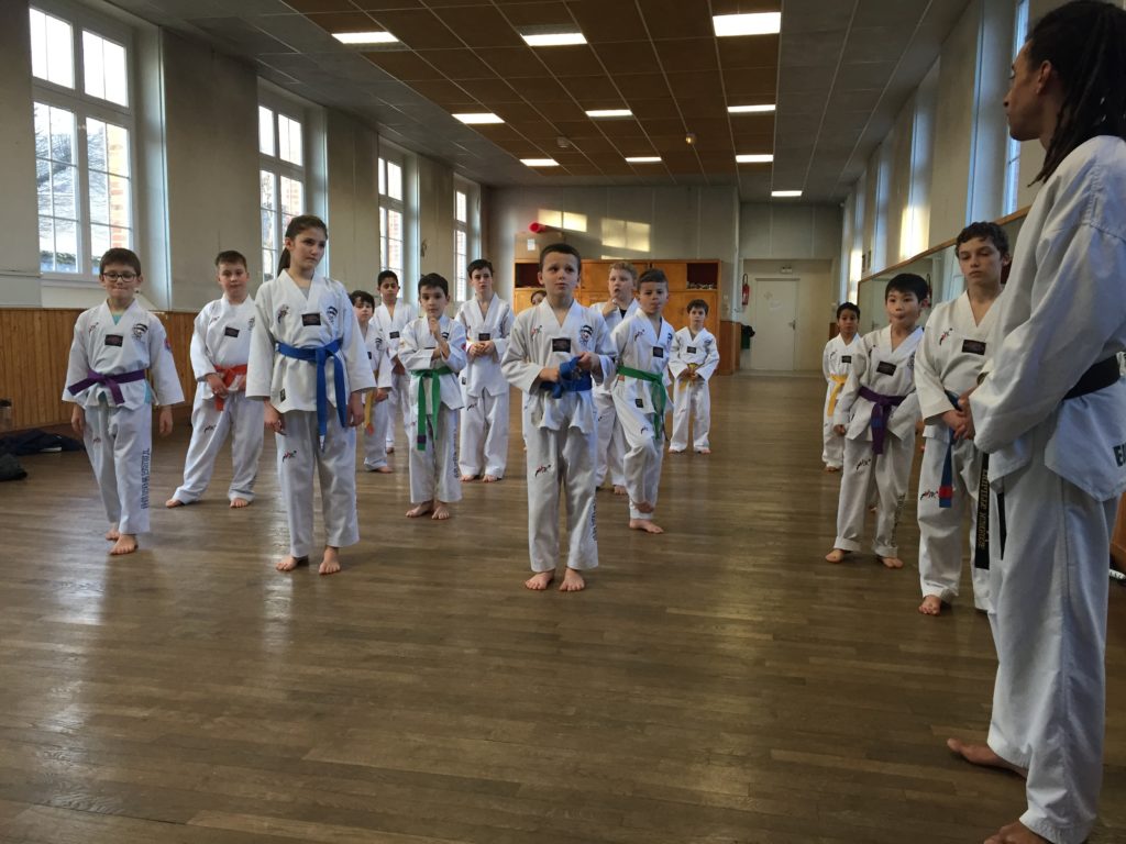 Salle d'entrainement, rue des Sentinelles 28310 TOURY